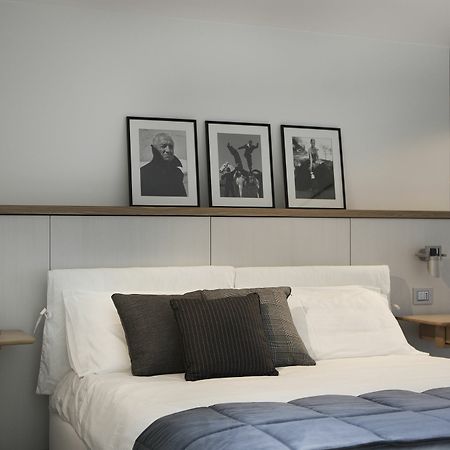 Suite & Pool-Como House-160 Mt-Private Indoor Swimming Pool, Heated All Year-Private Covered Parking-Private Garden And Terrace-Fully Equipped Kitchen Экстерьер фото